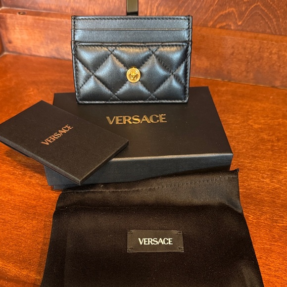 Versace Black Quilted Leather Card Holder - Picture 1 of 4